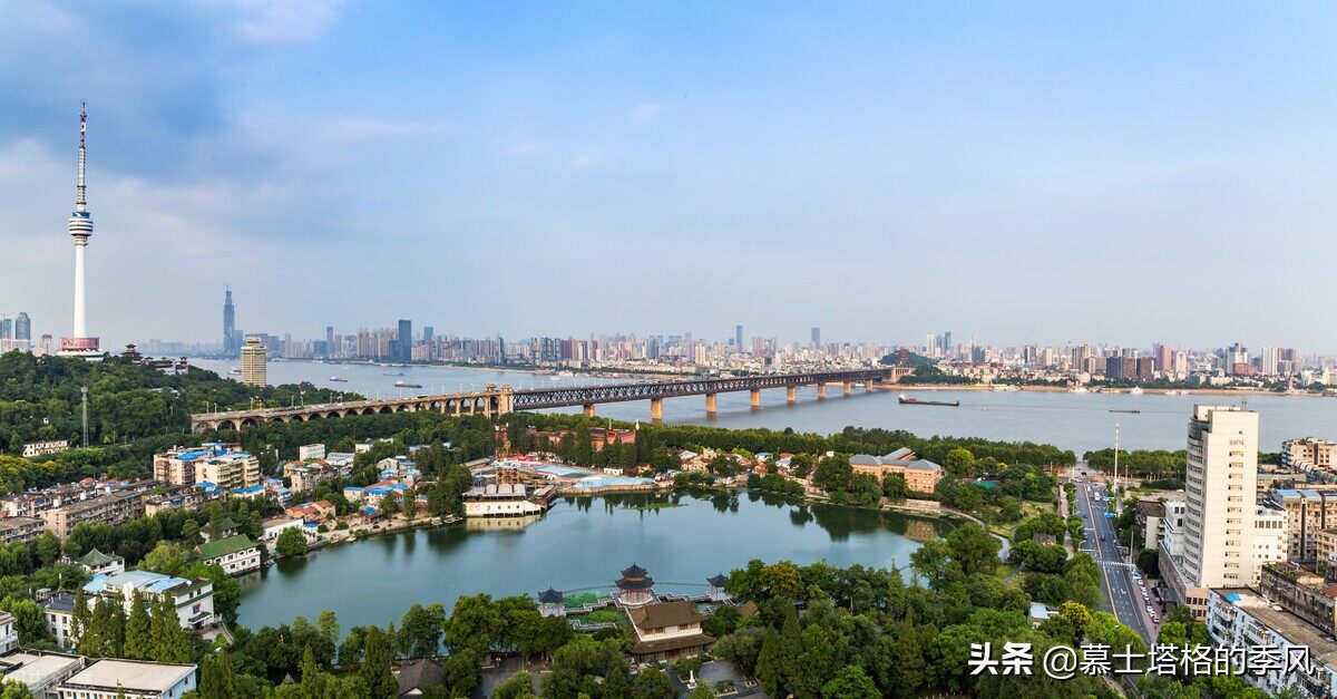 中国10座魅力江城排行榜,武汉第二,南昌、柳州上榜,有你家乡吗