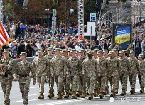 美国人平均身高177.5CM,征兵男性最低标准152 比中国标准低8CM