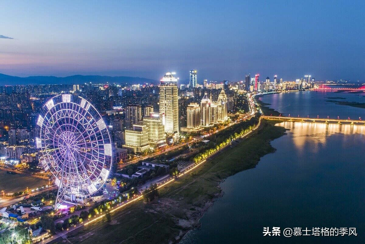 中国10座魅力江城排行榜,武汉第二,南昌、柳州上榜,有你家乡吗
