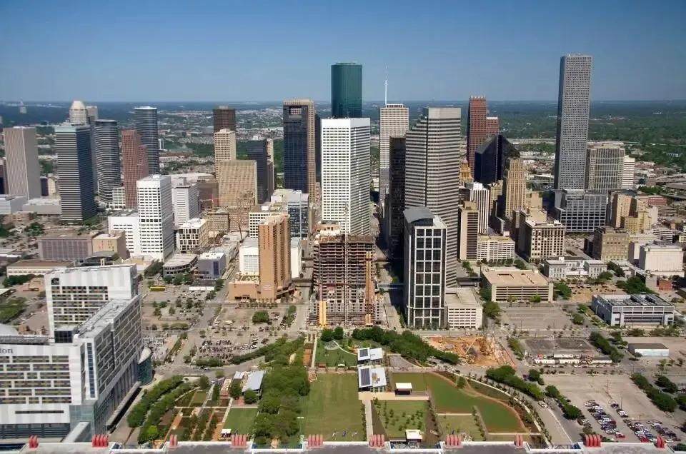 芝加哥排名第三，休斯顿不敌费城！全美十大经济强市排名