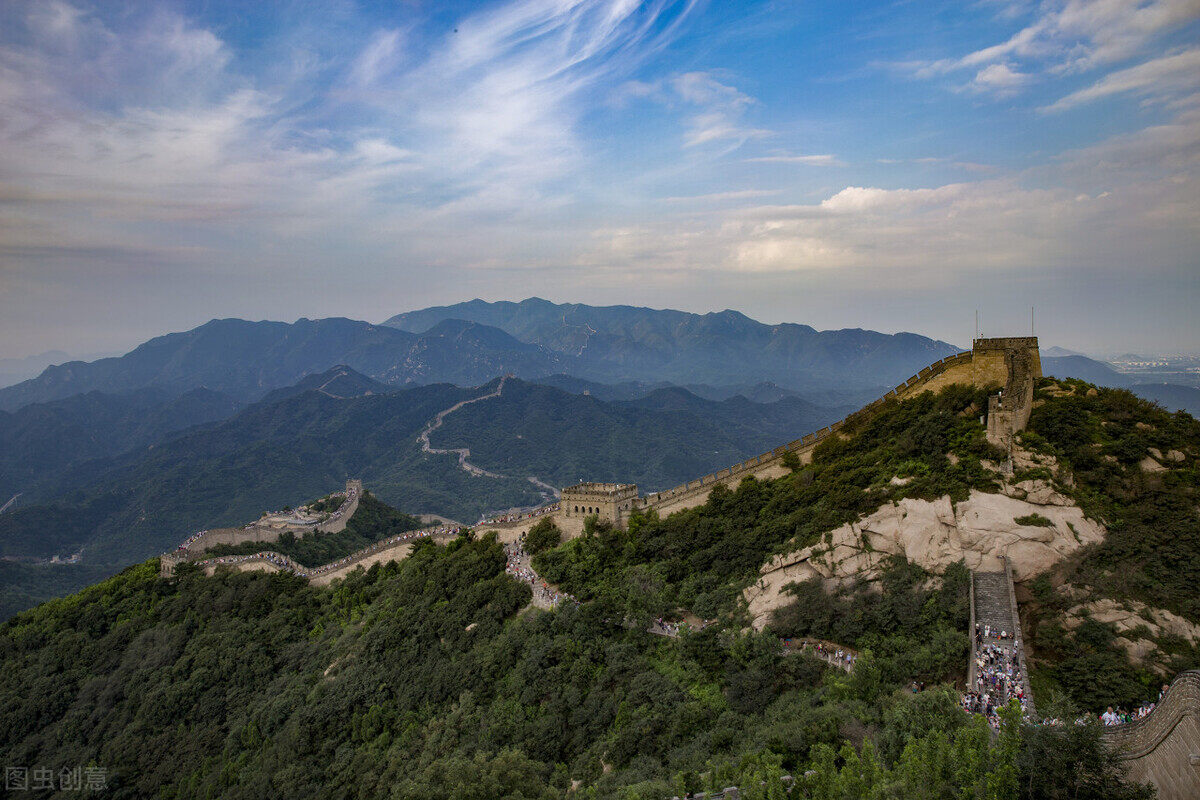 推荐国内的十大世界级美景，个个都是超乎寻常的美景，此生必去