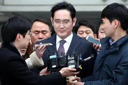 韩国财阀的问题:三星共和国?还是大韩民国?